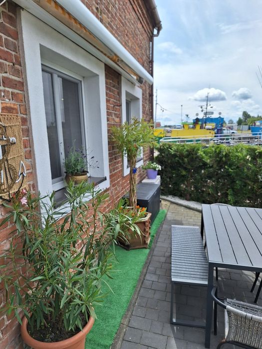 Samodzielne mieszkanie z ogródkiem i klimatyzacją , w porcie, Abrahama