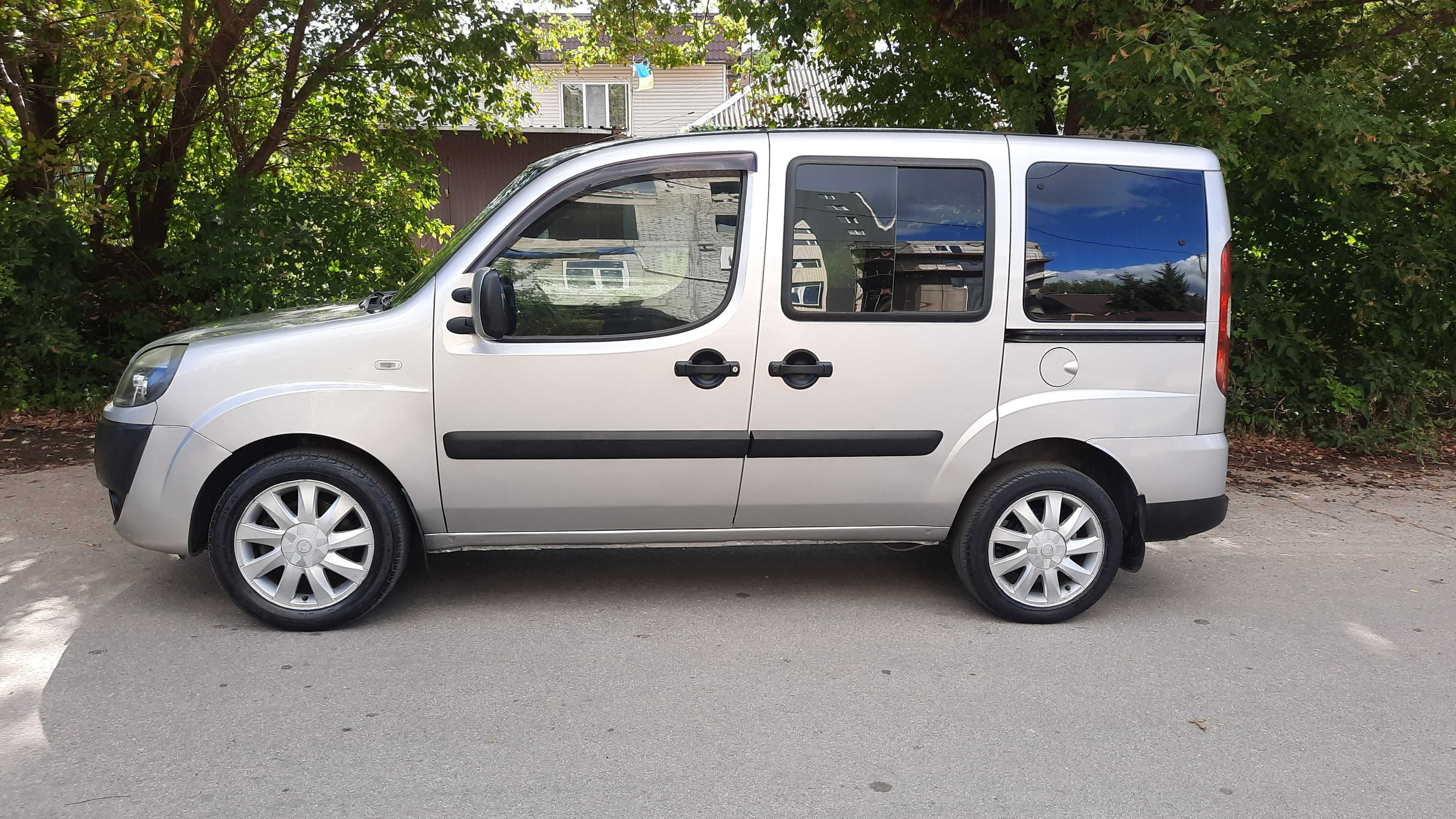 Fiat Doblo Panorama 2007 р 1.3 multijet