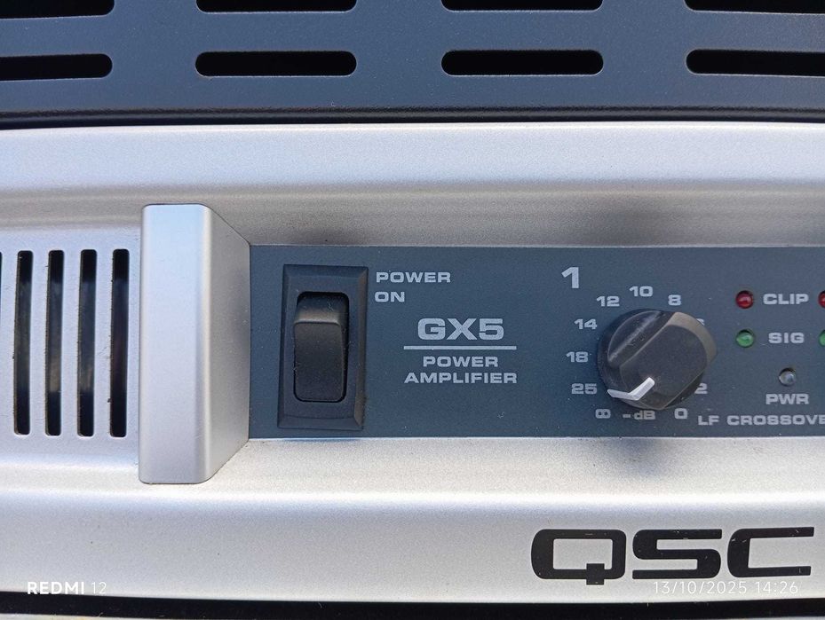 Amplificador QSC GX5 + Equalizador DBX 215 c/ Case Incluída