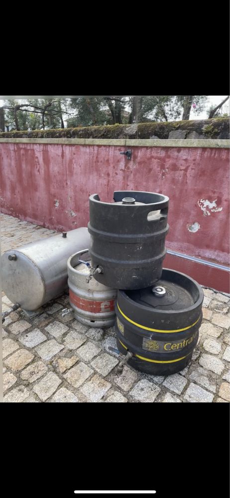Pipos de vinho 30L