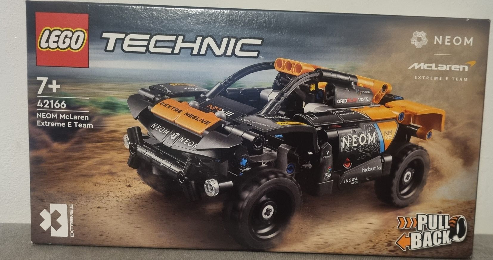LEGO Technic NEOM McLaren Extreme E Race Car 42166