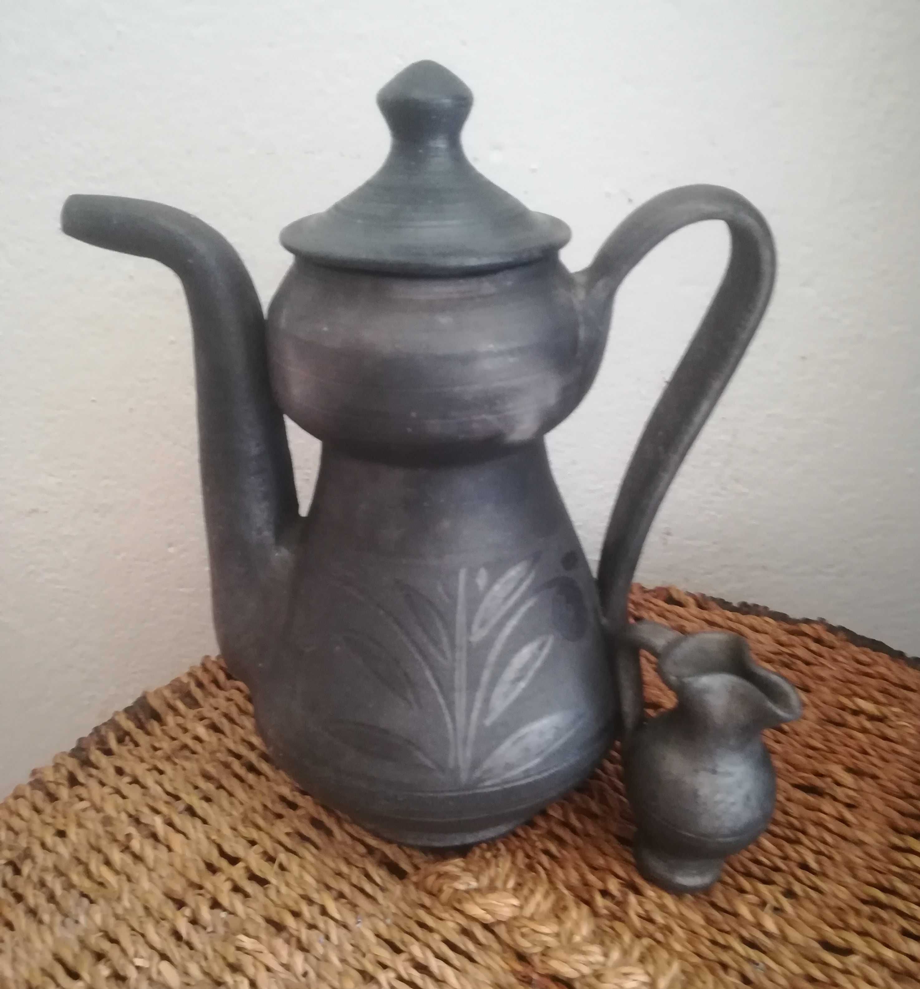 ( RESERVADO ) Cafeteira em barro preto de Vila Real - Bisalhães