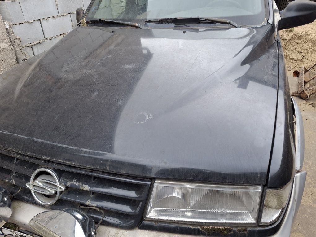 Musso SsangYong dzwi maska czesci wybierak. Itp