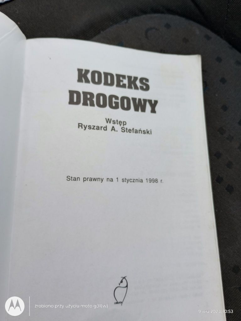 Kodeks drogowy. Stan prawny na 1 stycznia 1998.