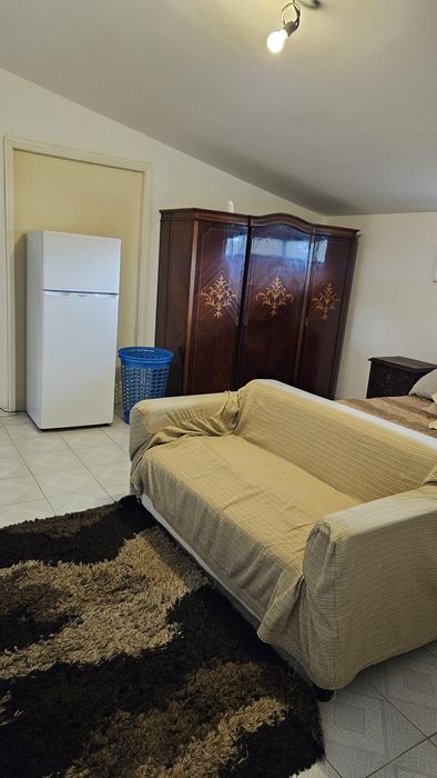 Arrendo quarto mobilado