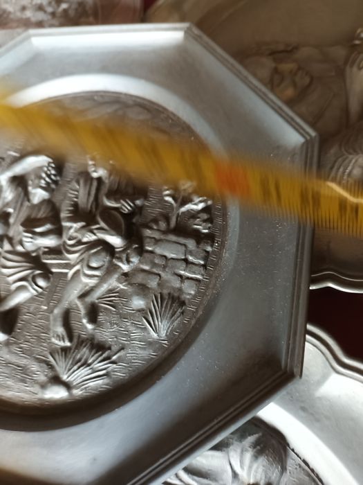 Pratos em estanho valor unitário