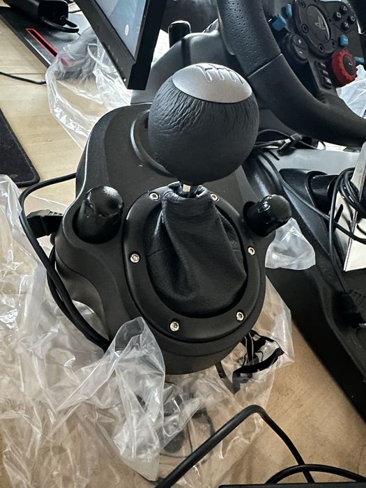 Kuerownica Logitech G29 shifter