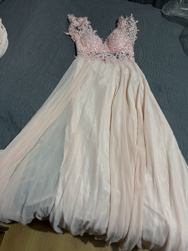 Vendo vestido lindissimo de cerimonia