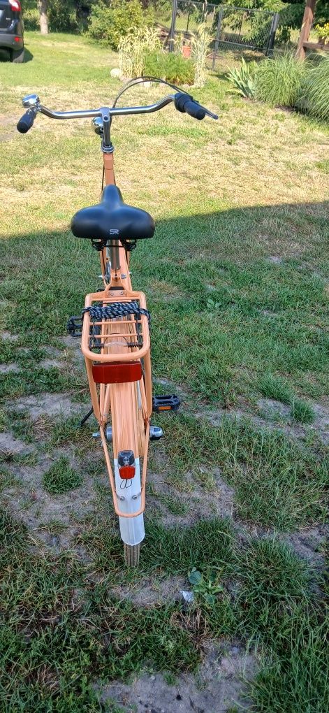 Sprzedam rower turystyczny damka Excelsior koła 28cali Polecam.