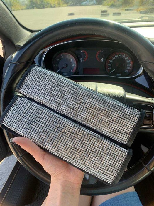 Чехол на ремені безпеки