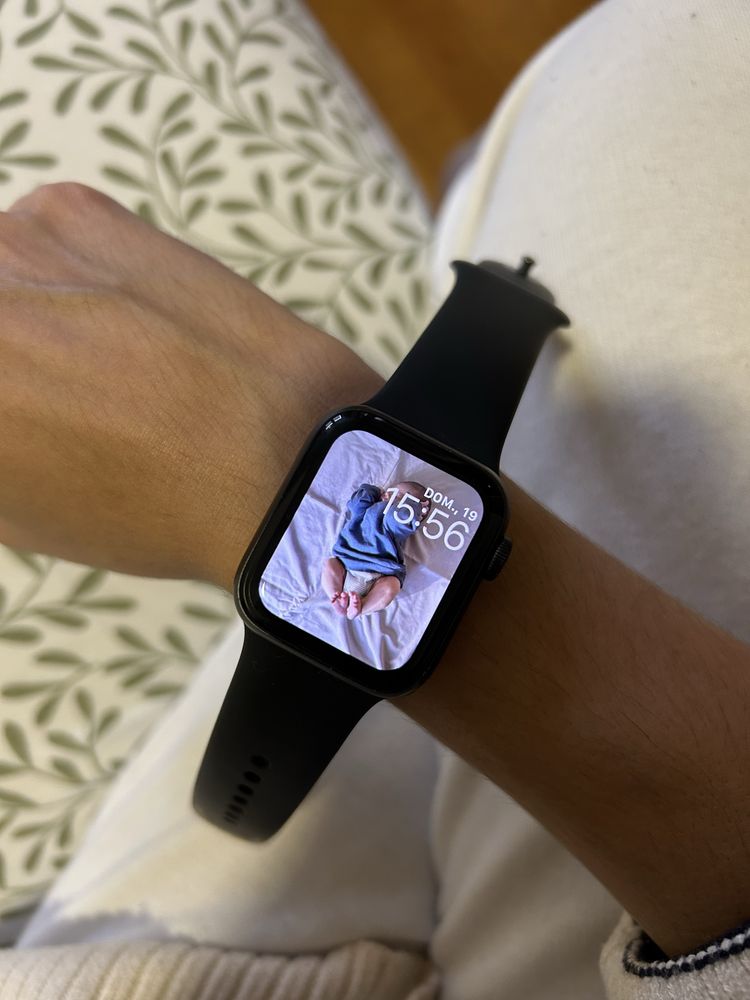 Apple Watch SE 40 mm