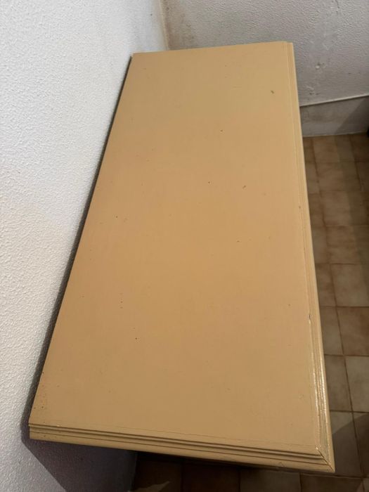 Cómoda antiga lacada