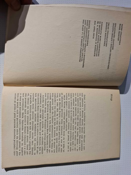 Wilczęta z czarnego podwórza M. Kozera