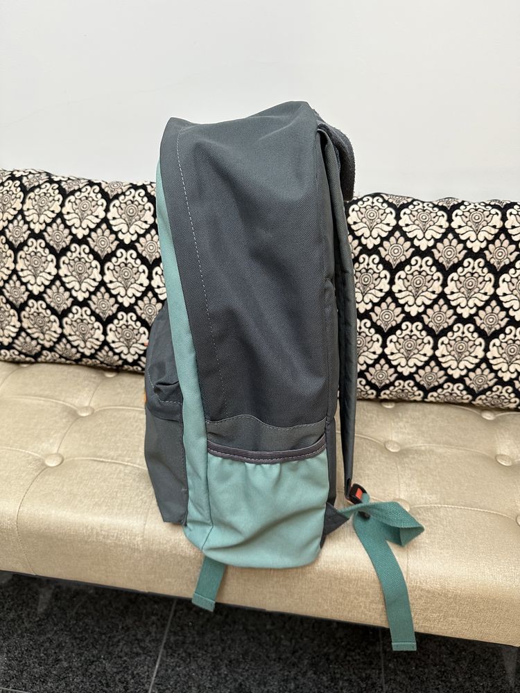 Mochila escolar com bolsa computador