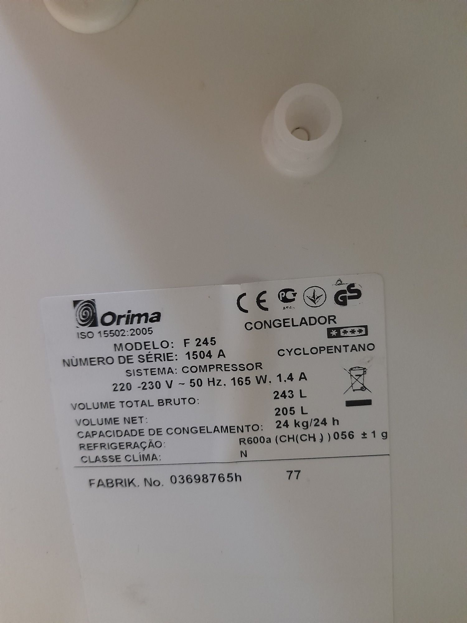 Congelador vertical  Orima F245