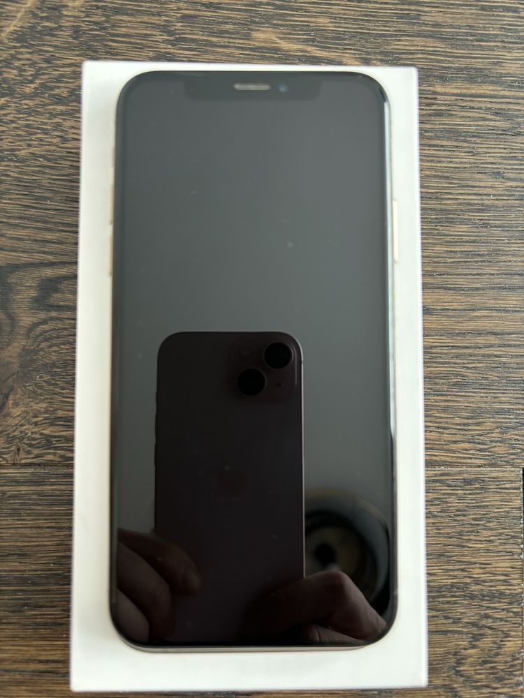 Sprzedam Iphone XS złoty