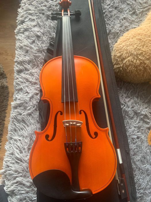 Skrzypce 4/4 STAN IDEALNY