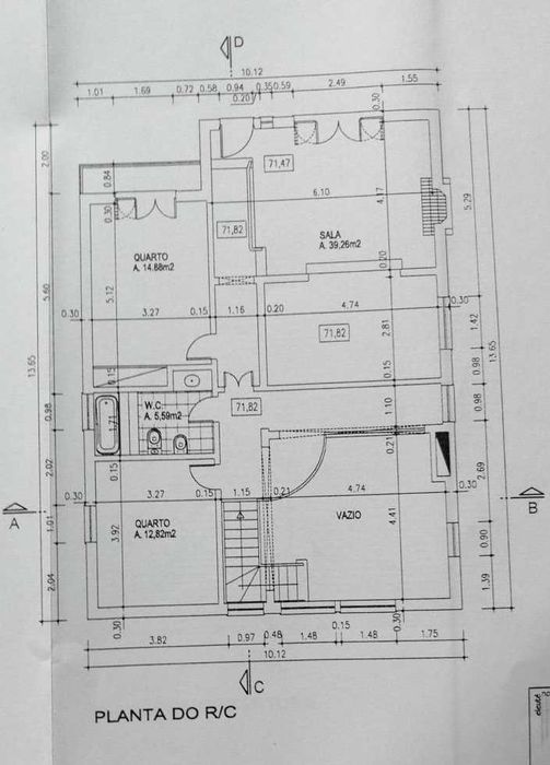 Moradia isolada T5 Charneca Caparica c exc. áreas
