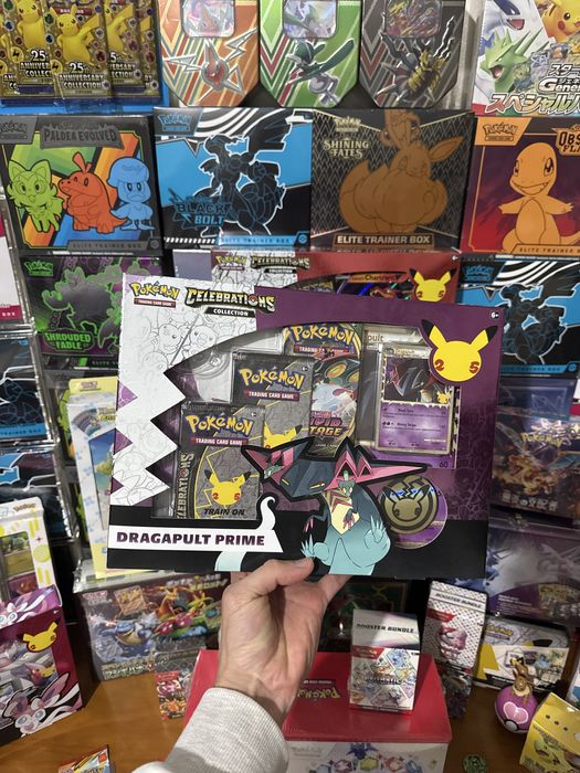 POKEMON Celebrations Collection: Dragapult Prime