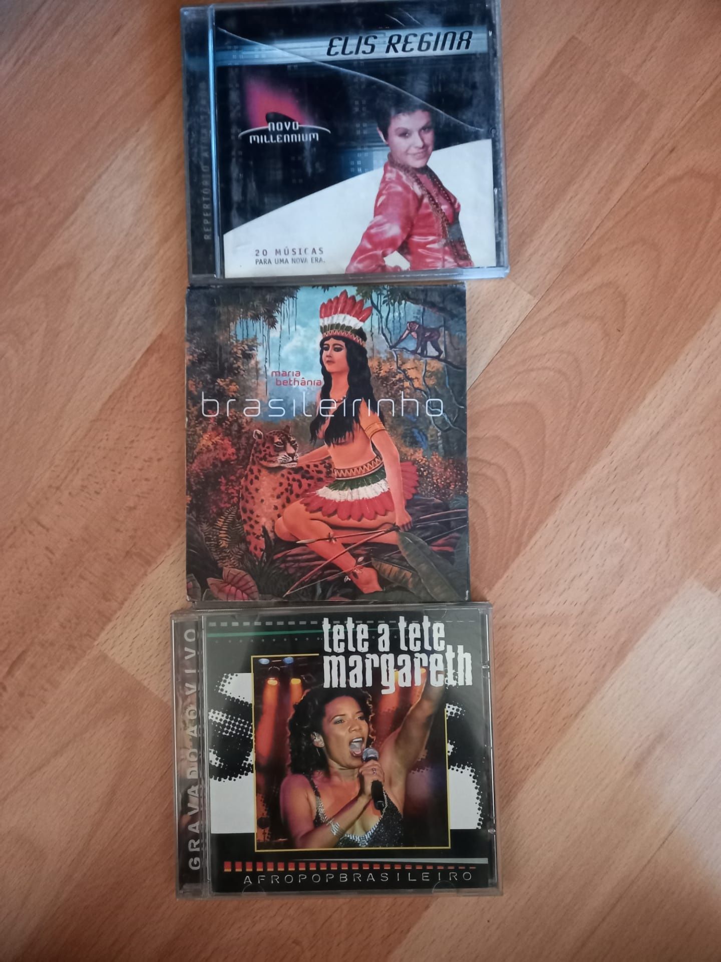 Cds de música brasileira