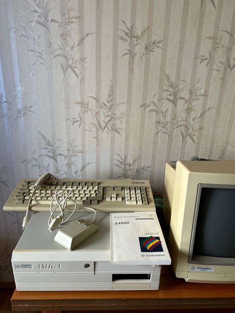Commodore Amiga 4000/040