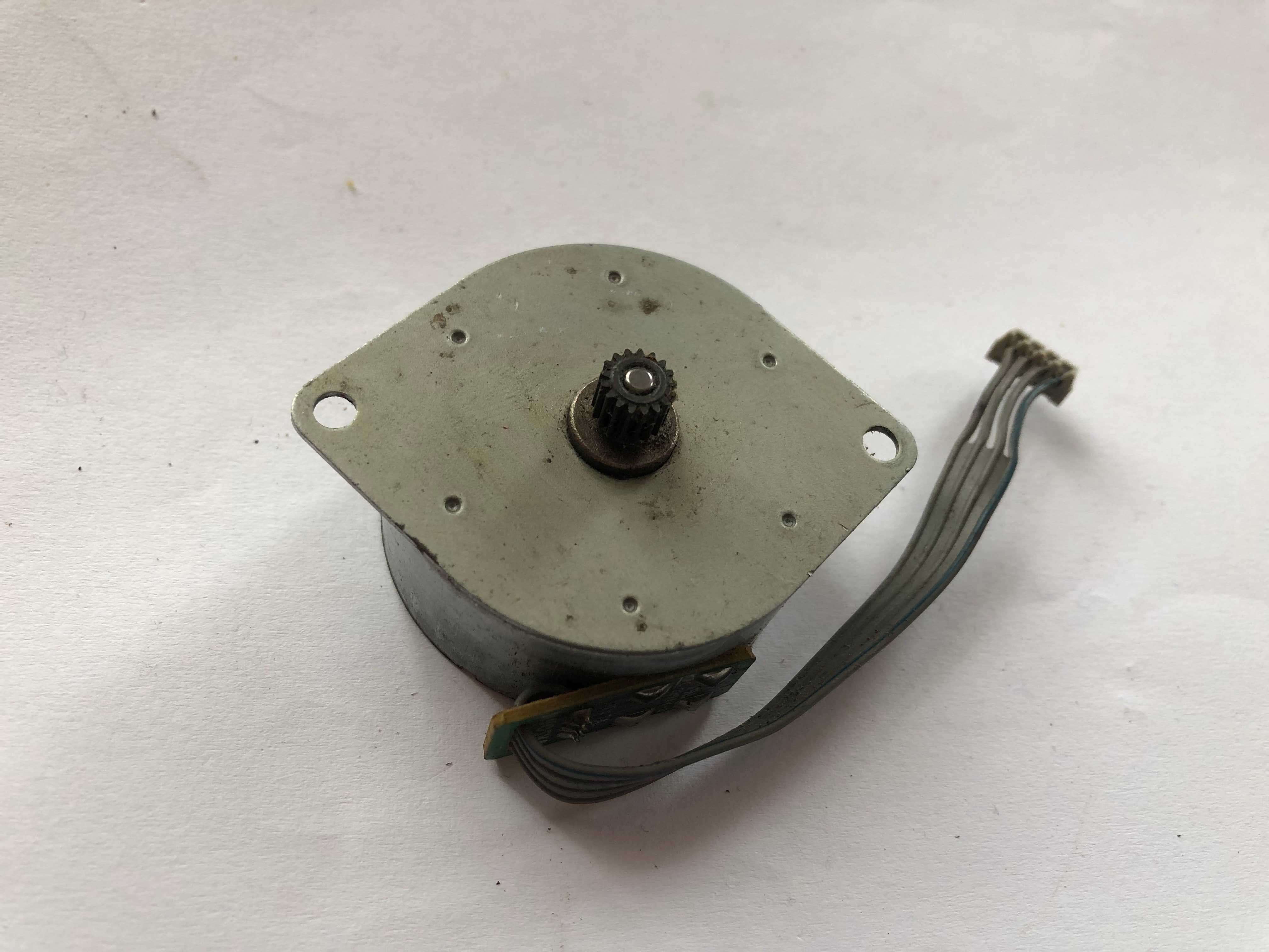 Silniczek Mitsumi 110Ω 11Ω 10Ω do magnetowidu
