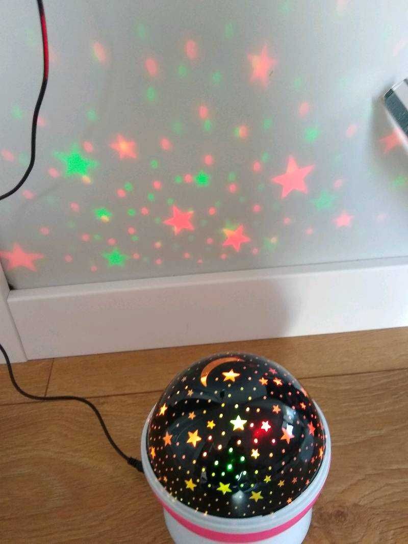 PROJEKTOR GWIAZD NIEBA obrotowy lampka nocna rzutnik dla dziecka