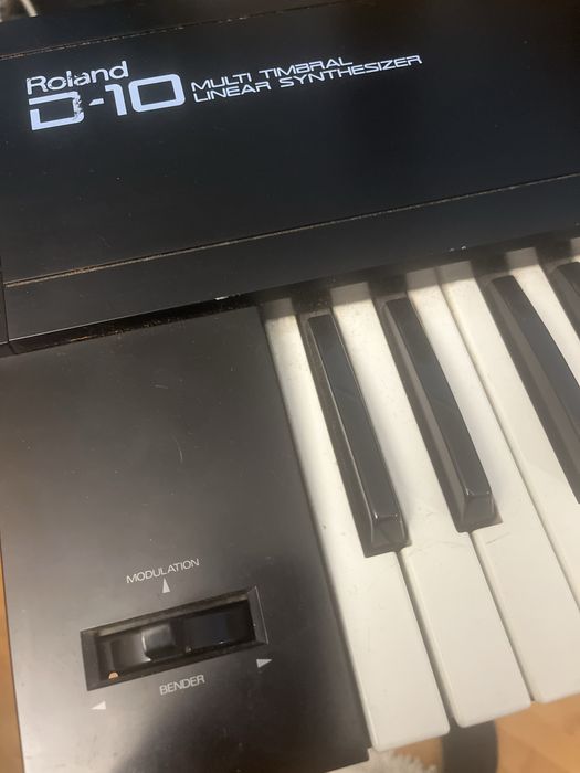 Синтезатор Roland E-15;Roland E-16;Roland EM-25;Roland D-10