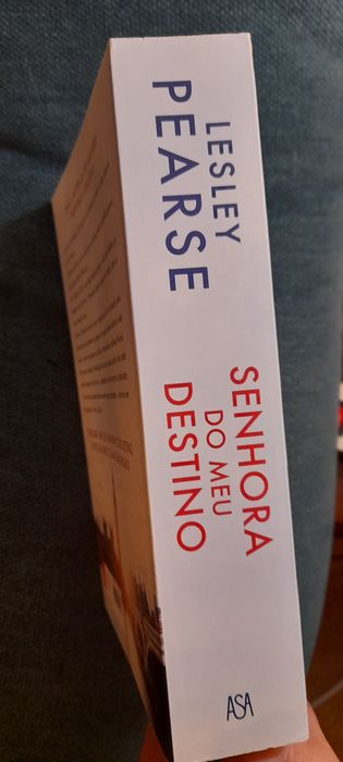 Livro Senhora do Meu destino Lesley Pearse