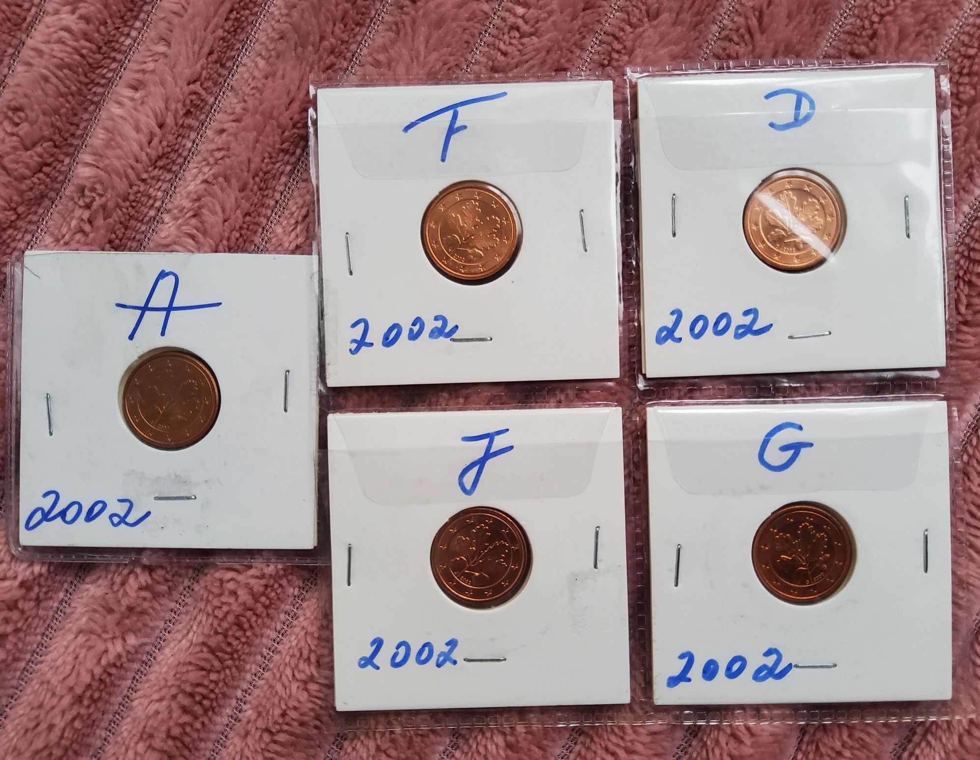 Vendo coleção de moedas completa, 1 cent ano 2002 todas as letras.