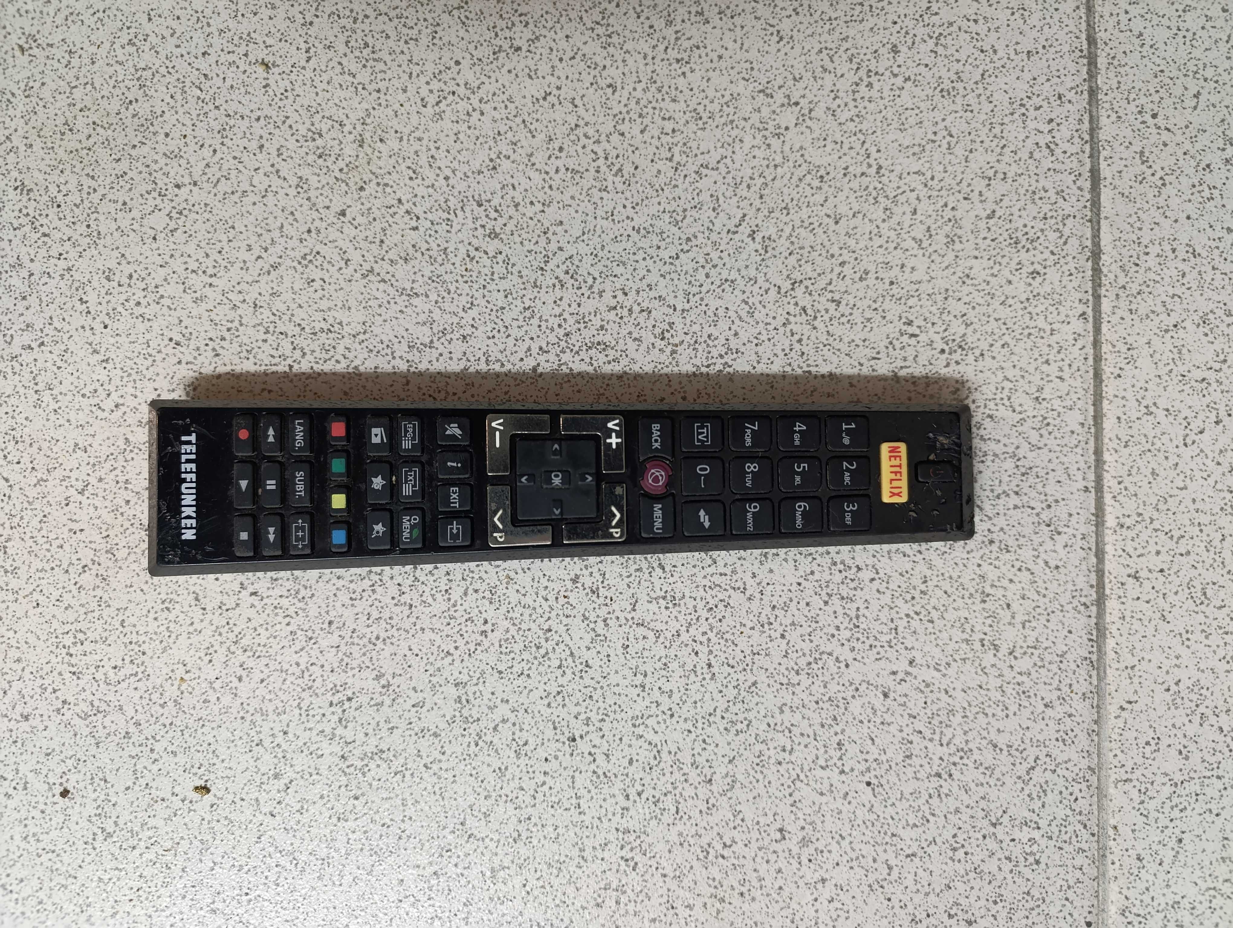 TV Telefunken de 55 polegadas para peças