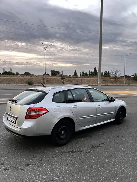 Renault Laguna 3, 2010