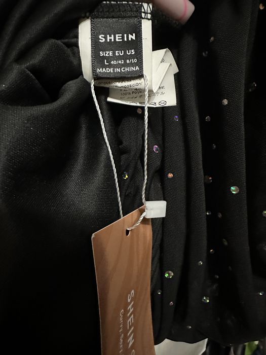 Нарядна  сукня.