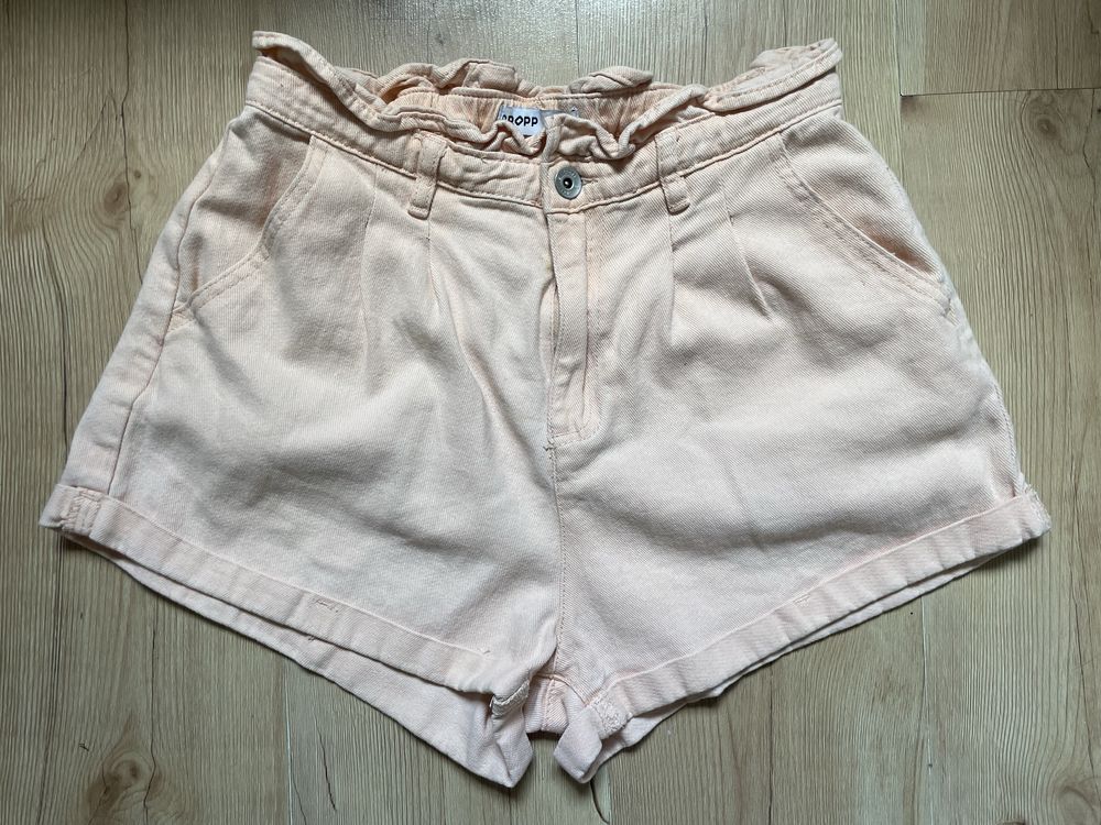 Spodenki firmy Cropp rozmiar L