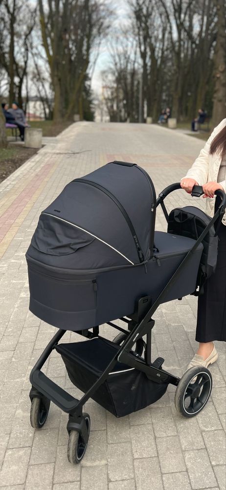 Продам Коляска 2 в 1 Carrello Alfa