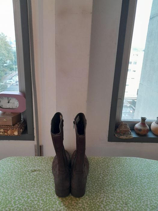 Vendo Botas de Senhora TIMBERLAND muito bonitas como novas