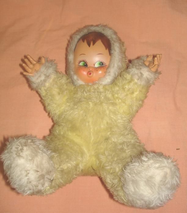 Antigos bonecos usados - Vários