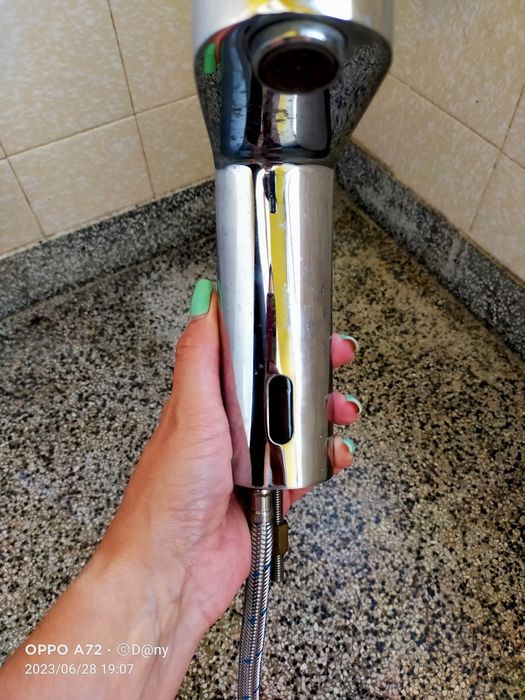 Lavatório de pousar