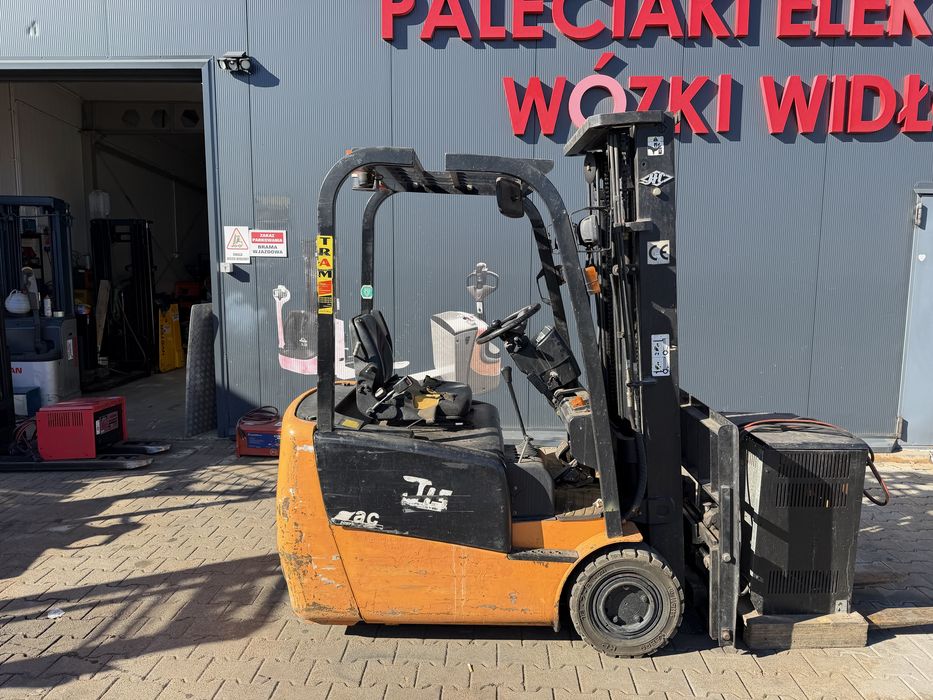 Wózek widłowy elektryczny 450 cm 1500 kg HC wózek widlak 3 kolowy