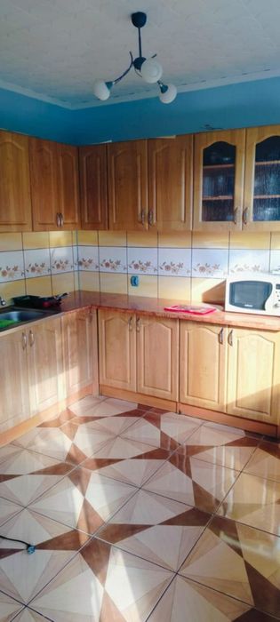 Meble kuchenne z mikrofalą i okapem komplet