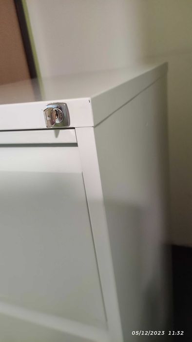 Arquivador 4 gavetas, vertical, como novo