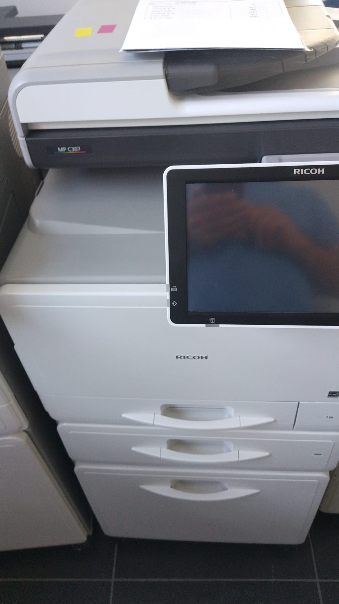 Ricoh - Venda ou aluguer de equipamentos escritório