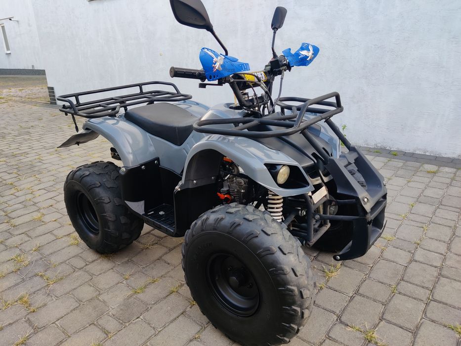Дитячий квадроцикл 125 кубів в хорошому стані