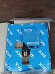Czujnik fotoelektryczny SICK WT12-2N430 ( 105 )