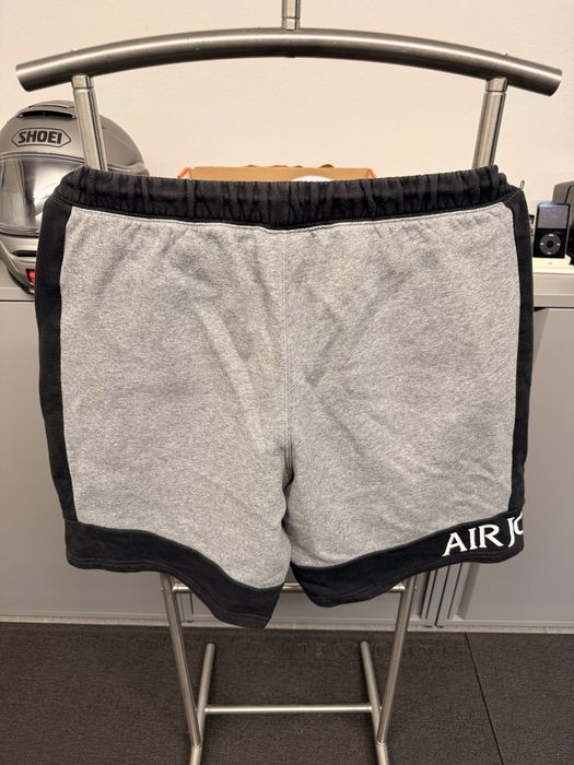 Calções Nike Air Jordan - Tam M
