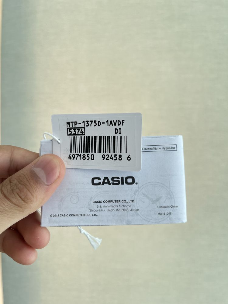 Годинник CASIO 1375
