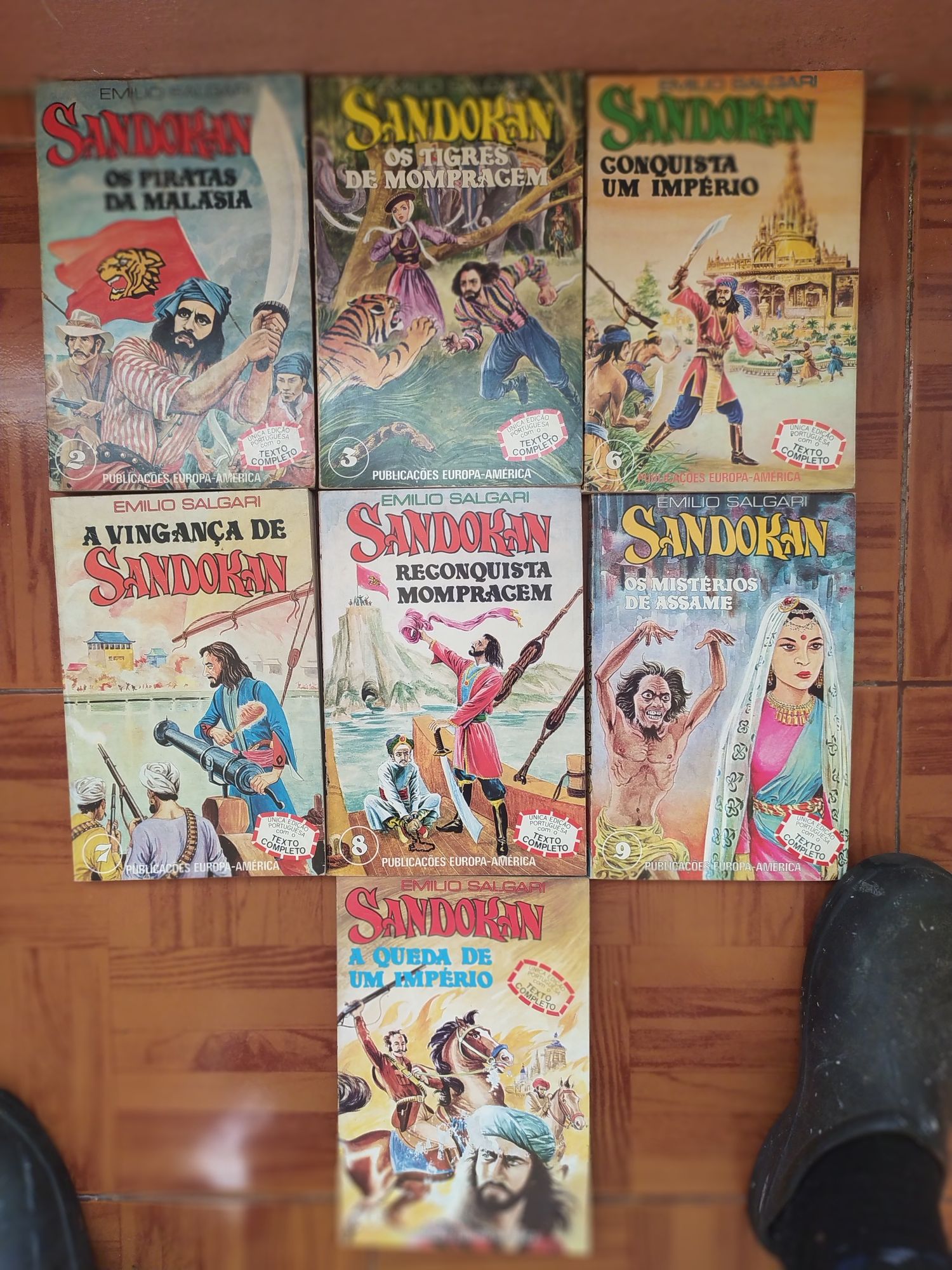 Livros de texto.