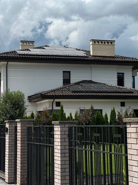 Монтаж сонячних панелей