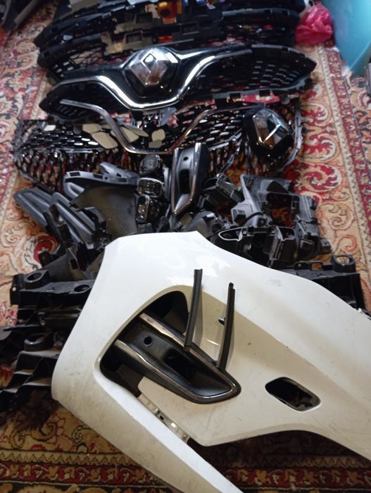 Решітки Бампера Рено Зоє Renault Zoe 2 заглушки