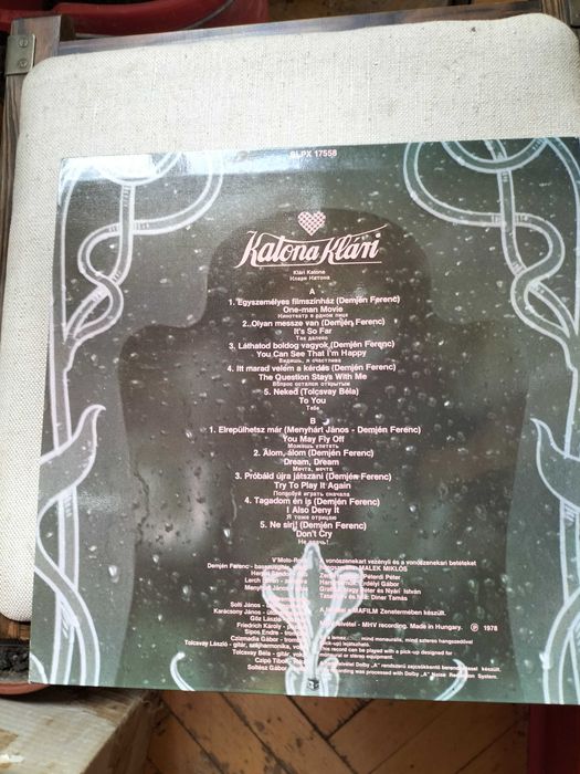Winyl Klari Katona "  Lathotod : Boldog Vagyok" mint